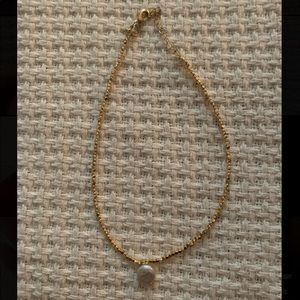 Gold pearl choker!